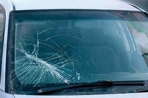 Read more about the article Man arrested after smashing woman’s windshield with bare hands
